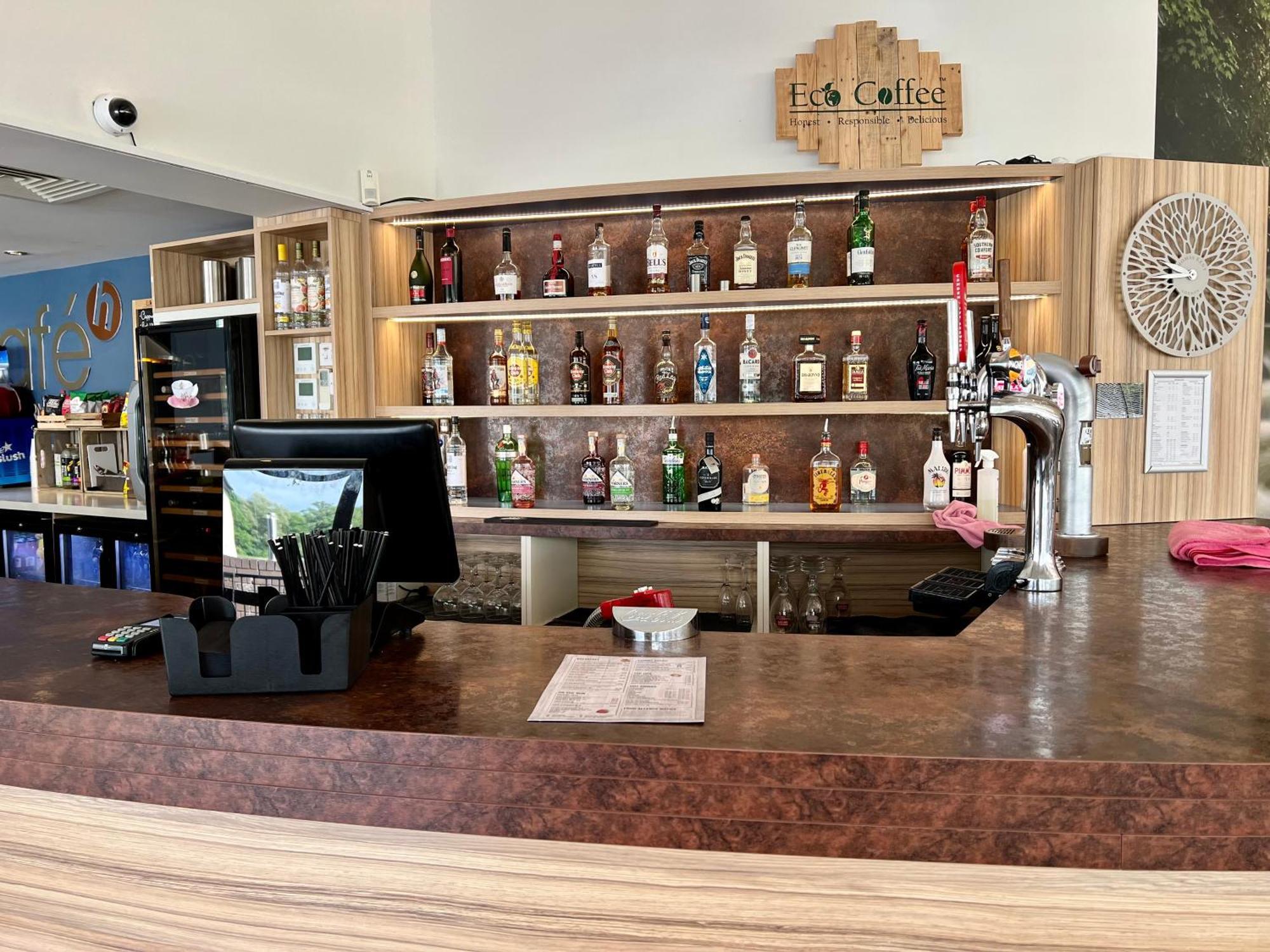 Wildflower, Premium Plus Hot Tub Lodge 南塞尔尼 外观 照片